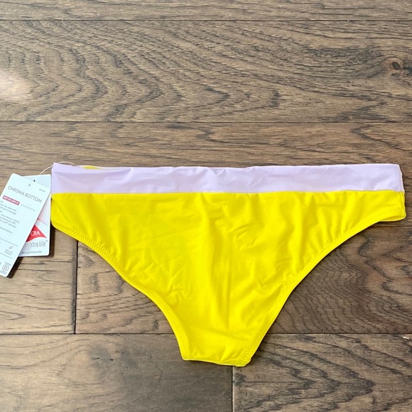 🆕 NWT Medium Athleta Yellow Chroma Bikini Bottom - Picture 2 of 5